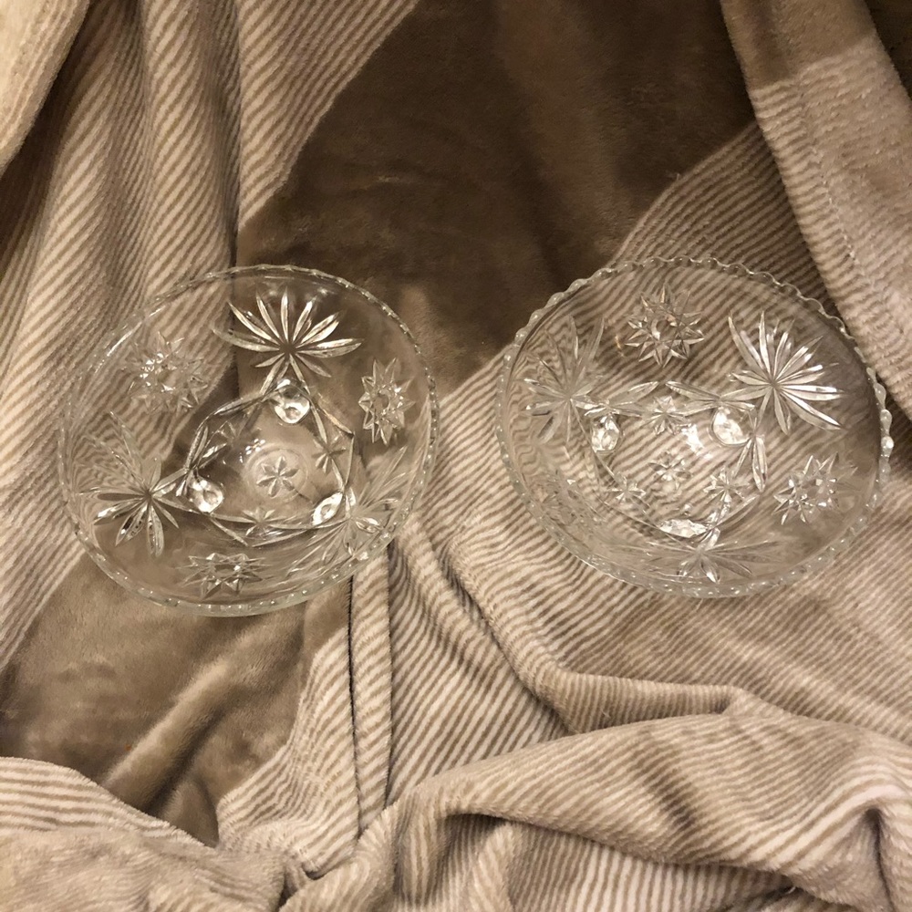 Vintage Anchor Hocking Glass Footed Bowl Set